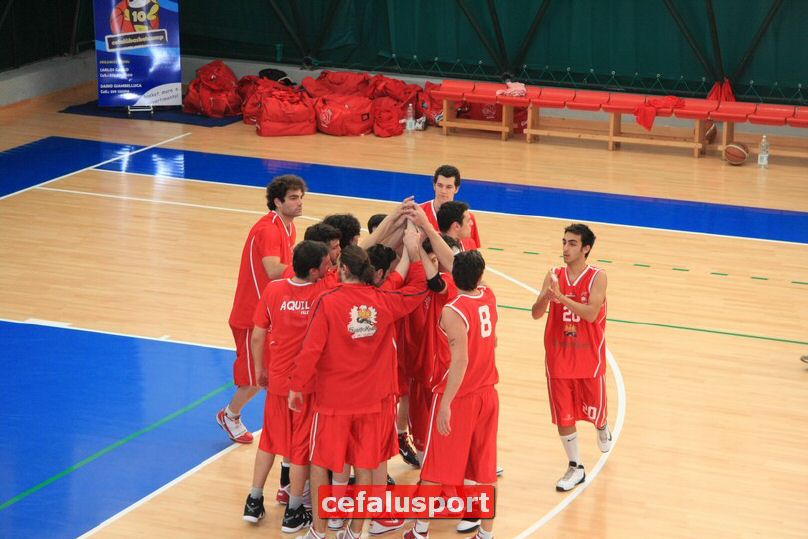 110327Aquila015.jpg