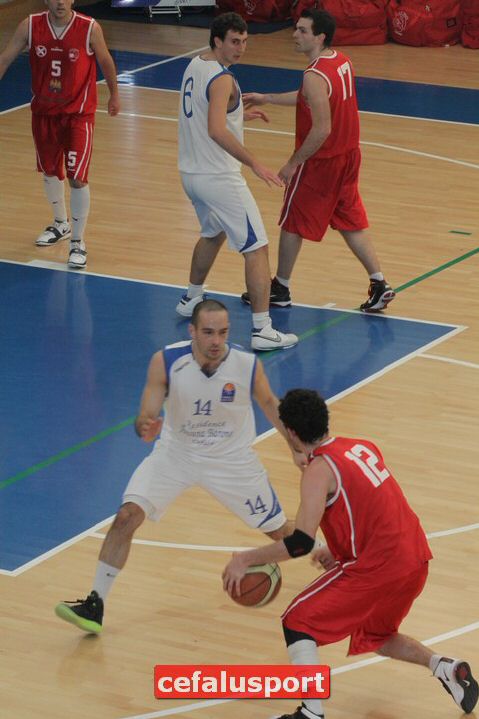 110327Aquila050.jpg