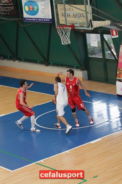 110327Aquila055.jpg