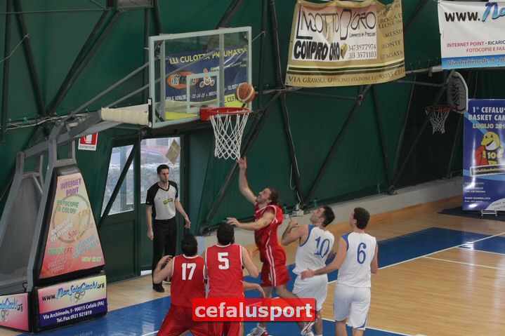 110327Aquila070.jpg