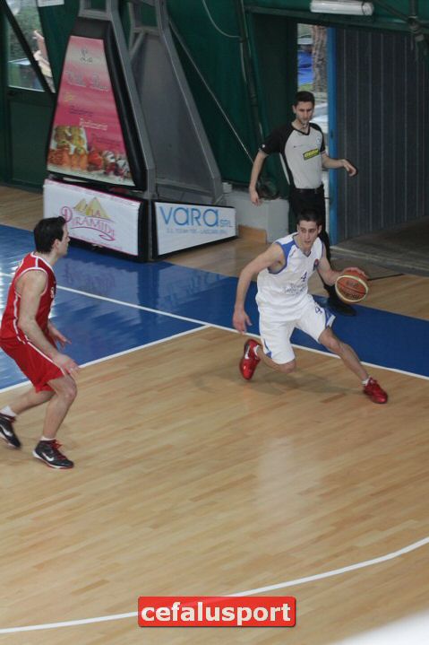 110327Aquila127.jpg