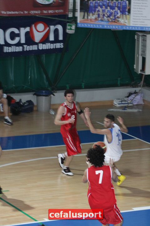 110327Aquila232.jpg