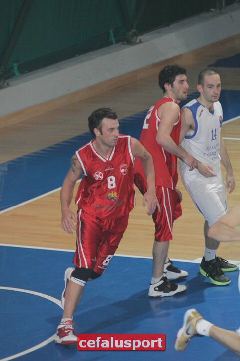 110327Aquila234.jpg