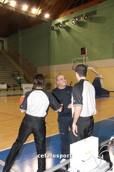 111215_basketge034.jpg