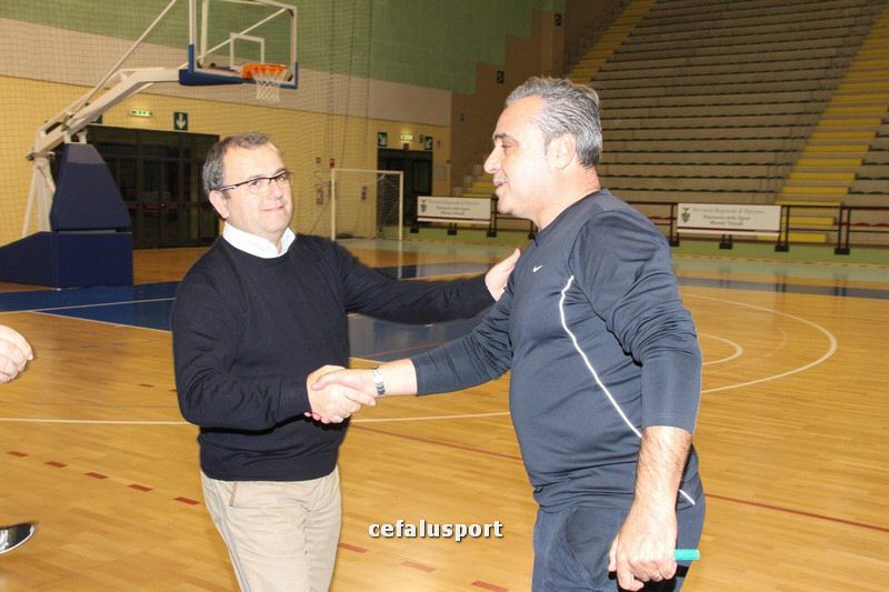 111215_basketge035.jpg