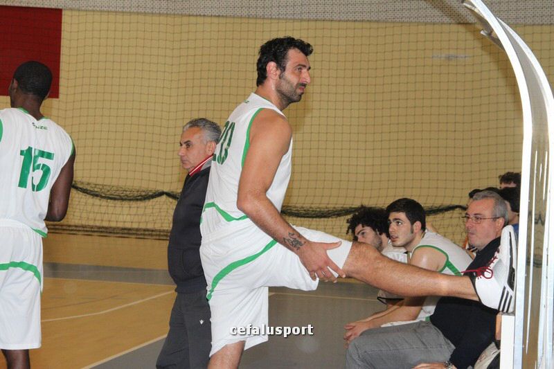 111215_basketge038.jpg