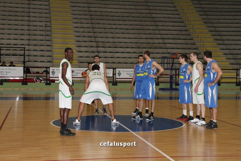 111215_basketge045.jpg