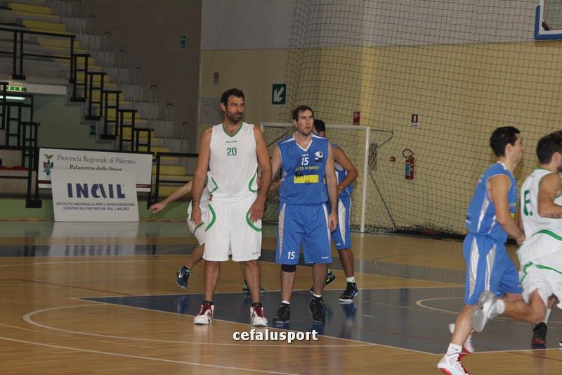 111215_basketge047.jpg
