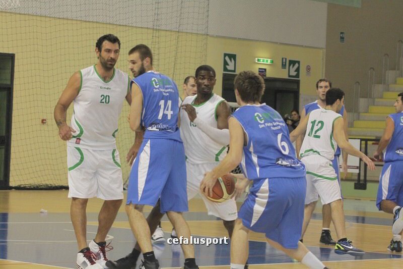 111215_basketge104.jpg