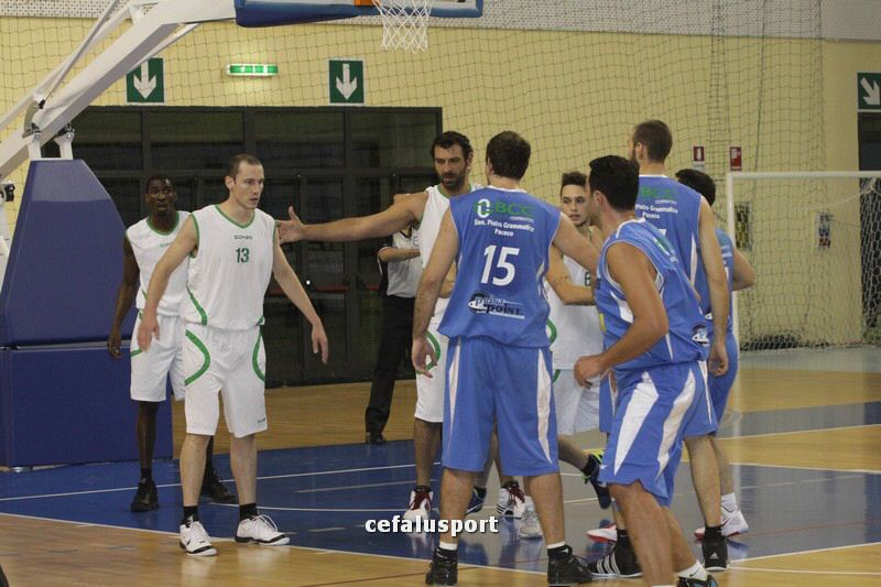 111215_basketge112.jpg