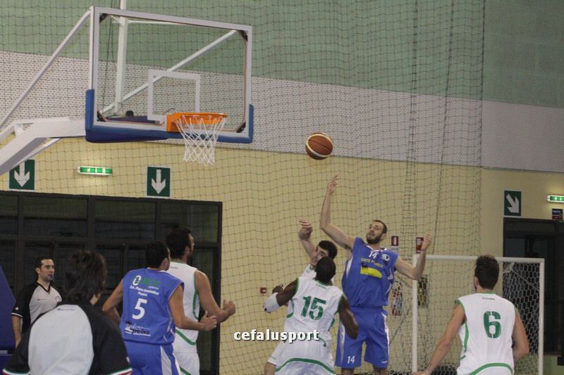 111215_basketge114.jpg