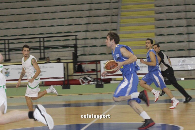 111215_basketge116.jpg