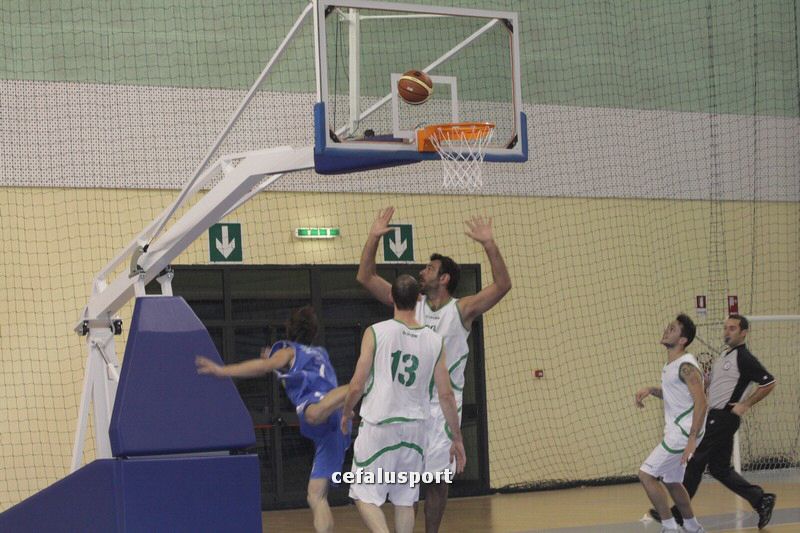 111215_basketge117.jpg