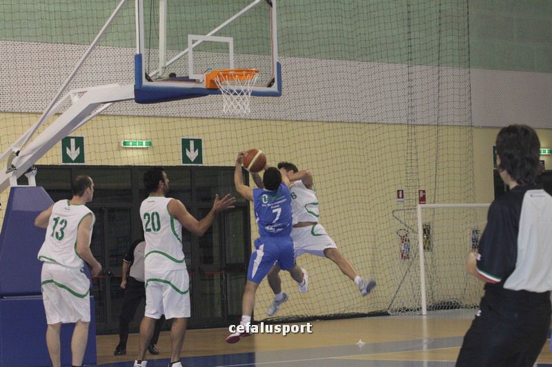 111215_basketge118.jpg