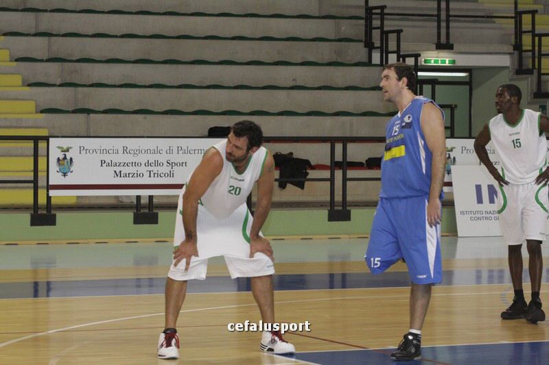 111215_basketge120.jpg