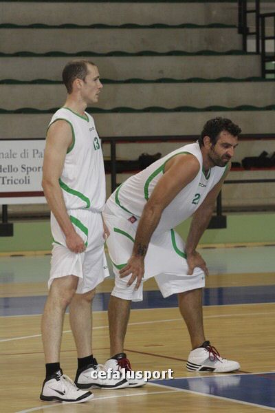 111215_basketge126.jpg