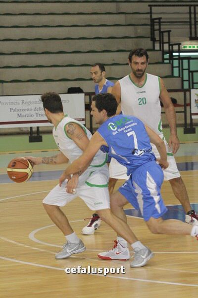 111215_basketge128.jpg