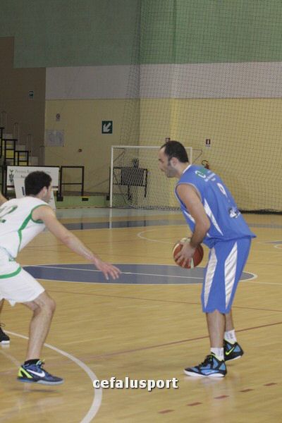 111215_basketge137.jpg