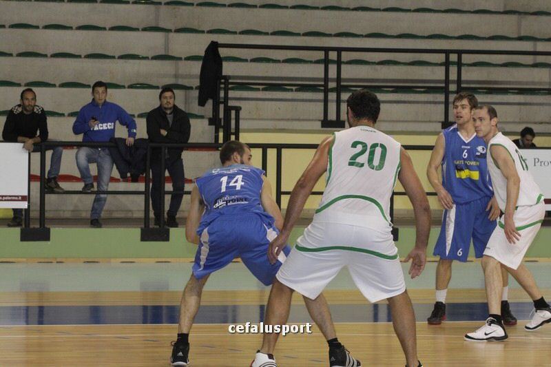 111215_basketge139.jpg
