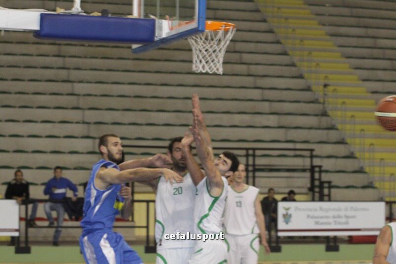 111215_basketge140.jpg