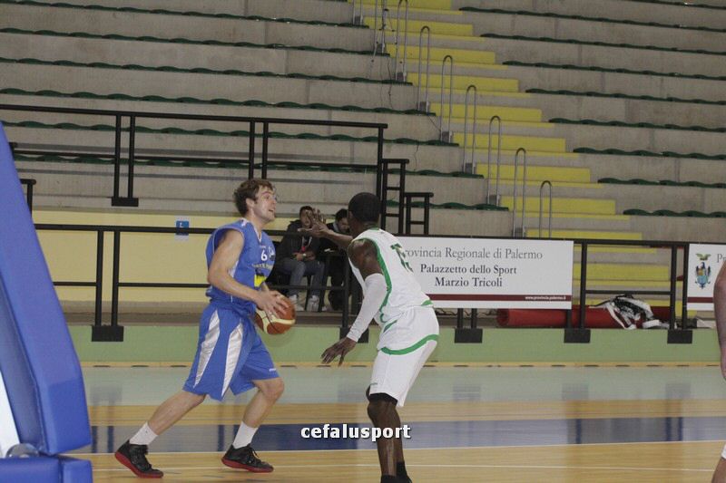 111215_basketge146.jpg