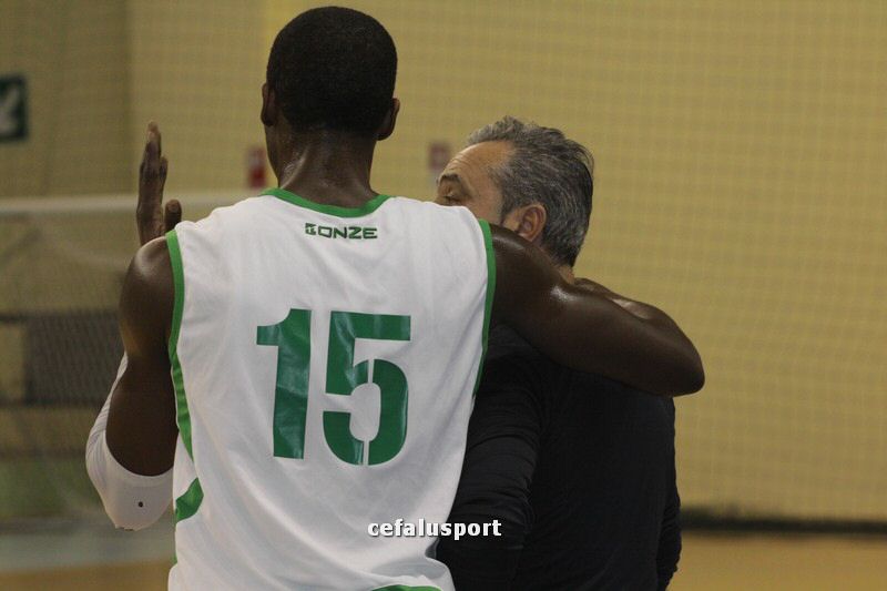111215_basketge174.jpg