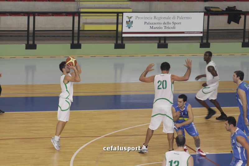 111215_basketge185.jpg