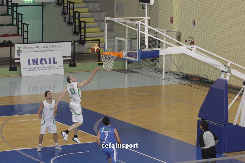 111215_basketge191.jpg