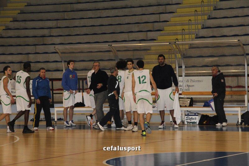 111215_basketge312.jpg