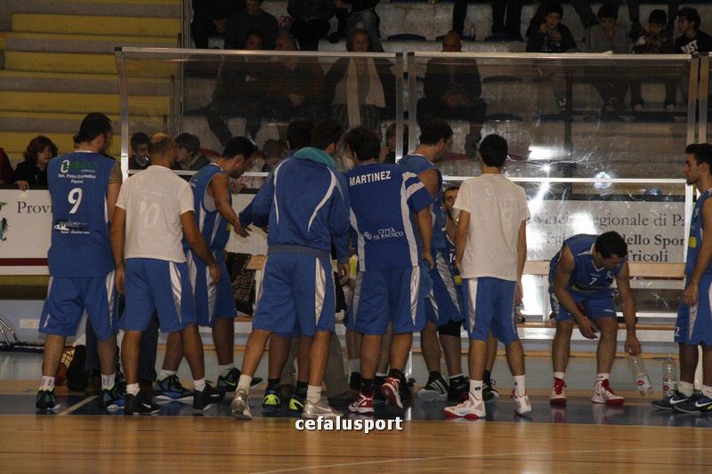 111215_basketge313.jpg