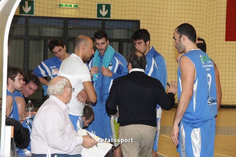 111215_basketge320.jpg