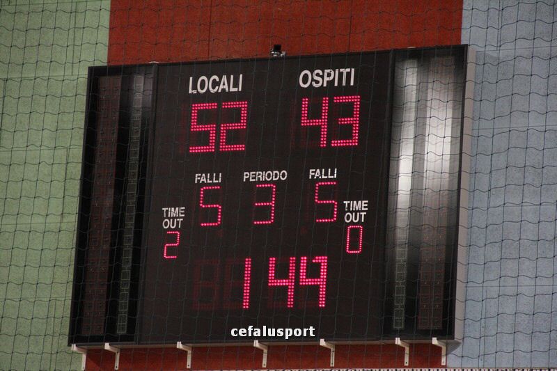 111215_basketge328.jpg