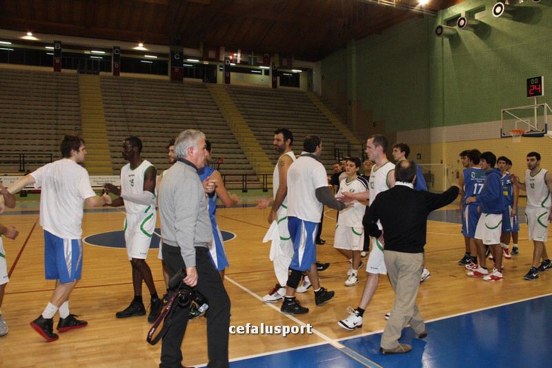 111215_basketge350.jpg