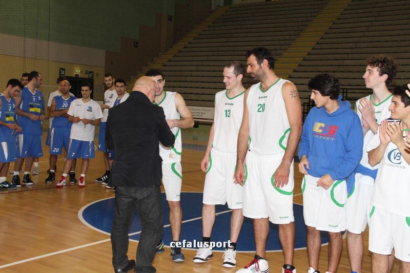 111215_basketge390.jpg