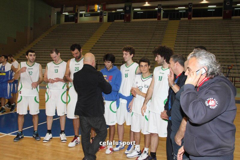 111215_basketge393.jpg