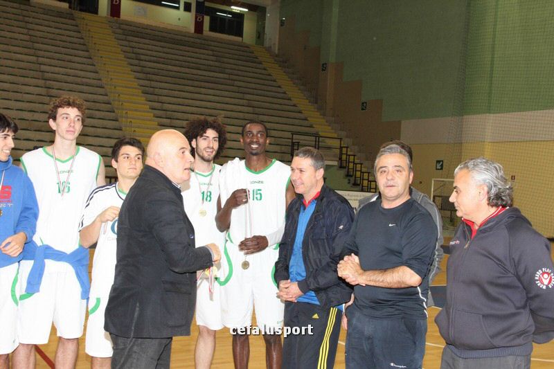 111215_basketge397.jpg