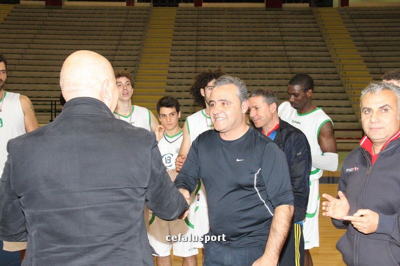 111215_basketge402.jpg