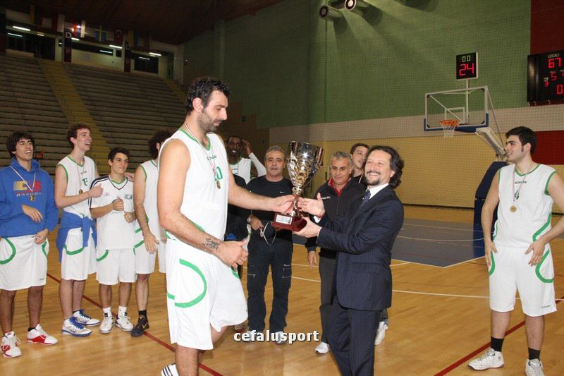 111215_basketge404.jpg