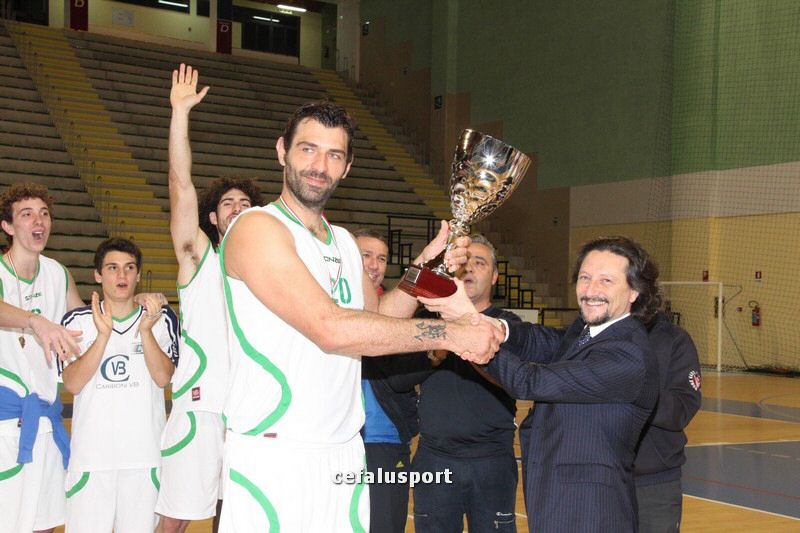 111215_basketge407.jpg