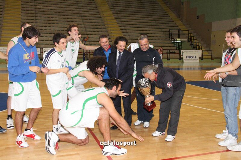 111215_basketge415.jpg
