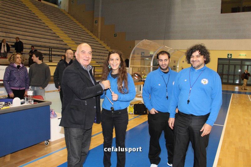 111215_basketge426.jpg