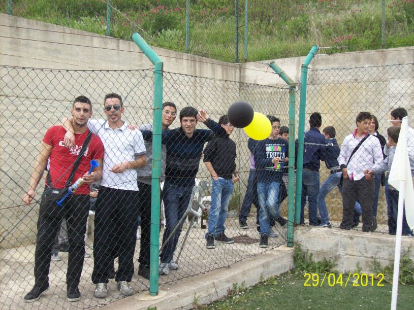 ultras.jpg