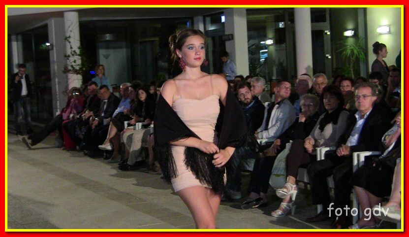 IMG_5946_tn.jpg