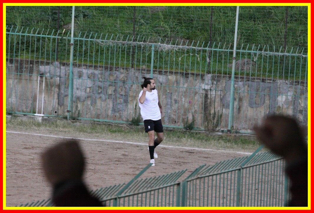 IMG_9920_tn.jpg