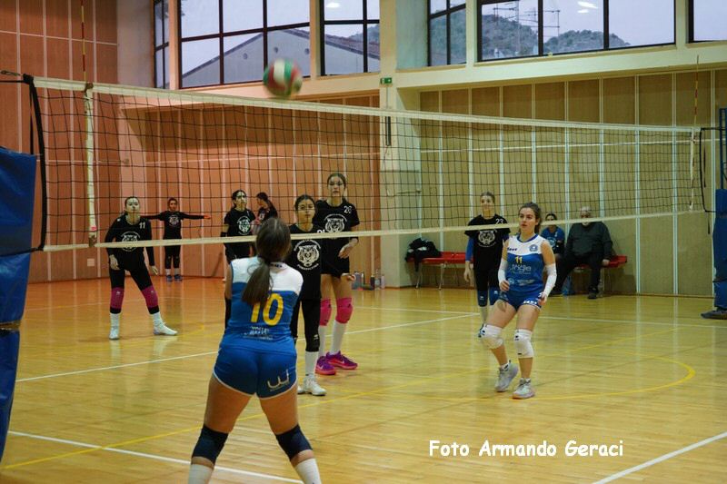 250108_Kepha_Pomaralva_U16F_032.jpg