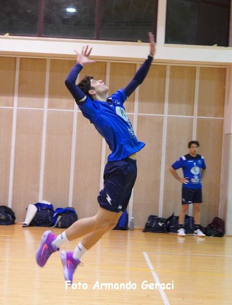 DSC05932y_tn.jpg