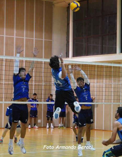 DSC00214y_tn.jpg