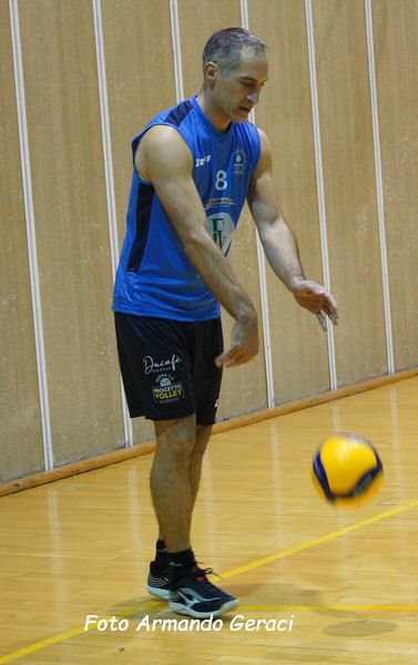 DSC00241y_tn.jpg