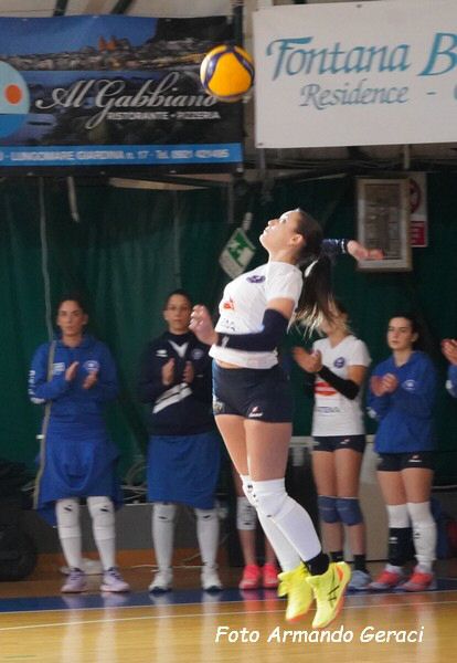DSC00103y_tn.jpg