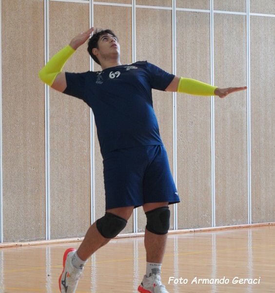DSC00673y_tn.jpg